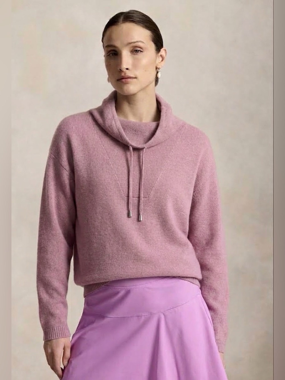 Halston 100% Extra Fine Merino Wool Pink Sweater, size Small